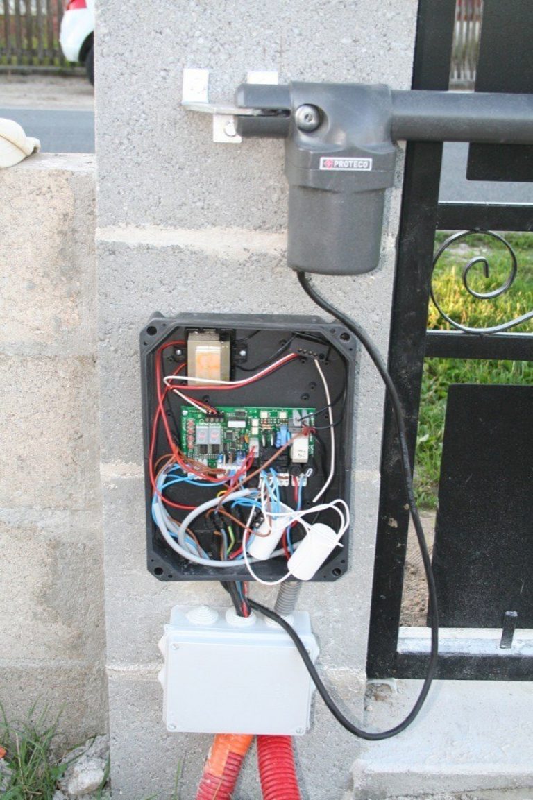Installation du portail automatique avec Proteco Maison et Domotique — free download
