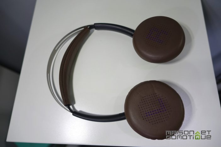 plantronics_blackbeat_15