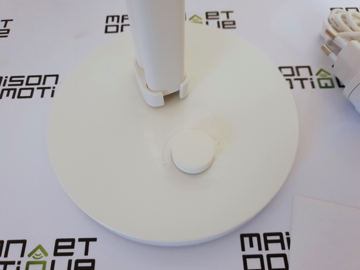 Xiaomi Mi Smart LED Desk Lamp Pro - Lampe de Bureau (Wifi) - Blanc
