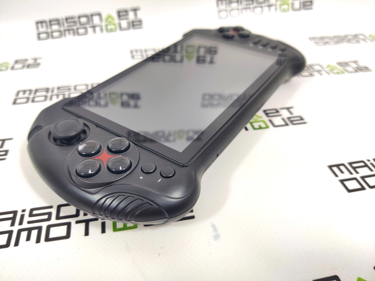 Powkiddy X15: une console Android portable très polyvalente, parfaite pour  du retrogaming ! - Maison et Domotique