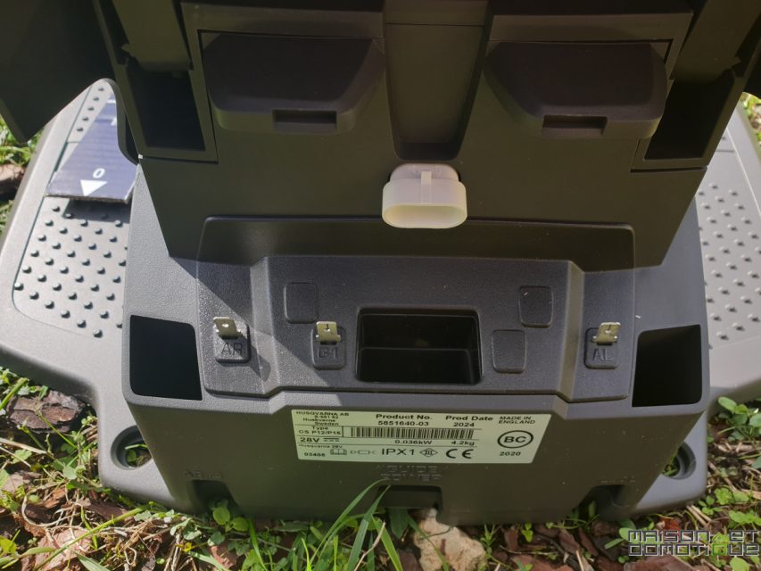 Branchement Station De Charge Robot Tondeuse Husqvarna
