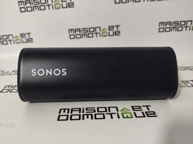 L'enceinte portable Sonos Roam fait le lien entre le Bluetooth nomade et le  multiroom WiFi