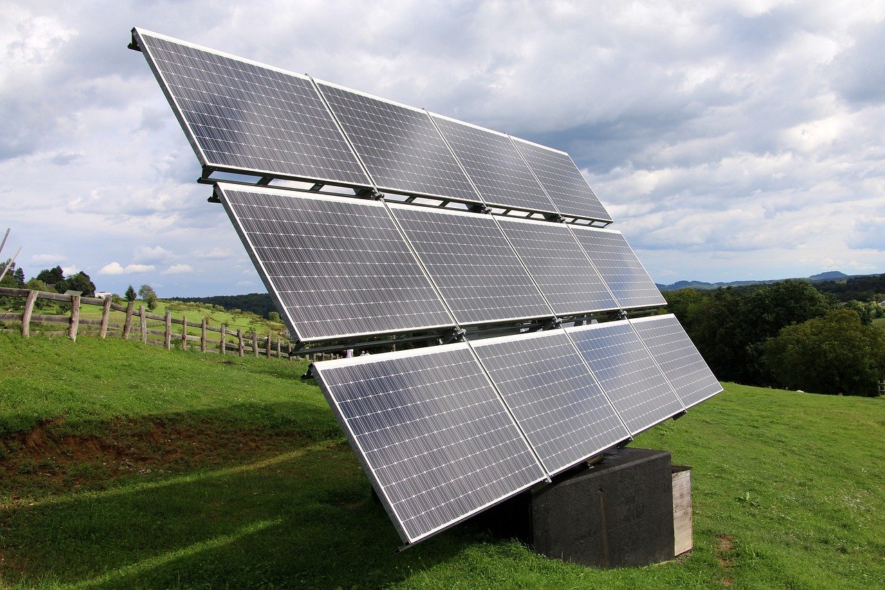 Trackers solaires : avantages, inconvénients et rentabilité