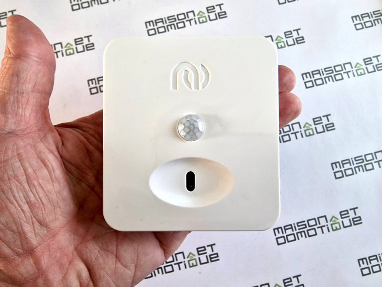 Test de Novlee le détecteur de courrier et colis qui connecte votre boite aux lettres