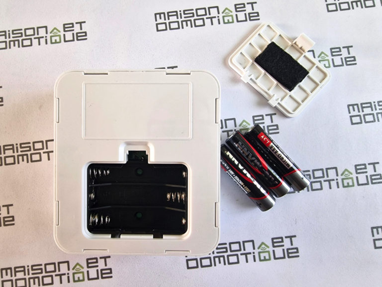 Test de Novlee le détecteur de courrier et colis qui connecte votre boite aux lettres