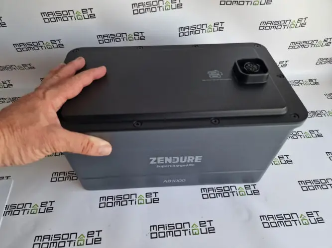 Test Zendure SolarFlow: ajoutez une batterie modulaire à n'importe quelle  station solaire pour optimiser votre consommation électrique ! - Maison et  Domotique