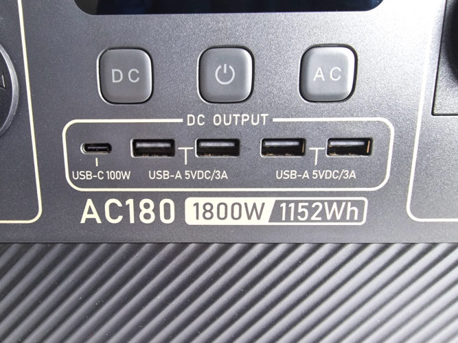 Onduleur de puissance avec câbles pour batterie - Ports USB/USB-C et 4  prises CA - Bluetooth - 2000 W