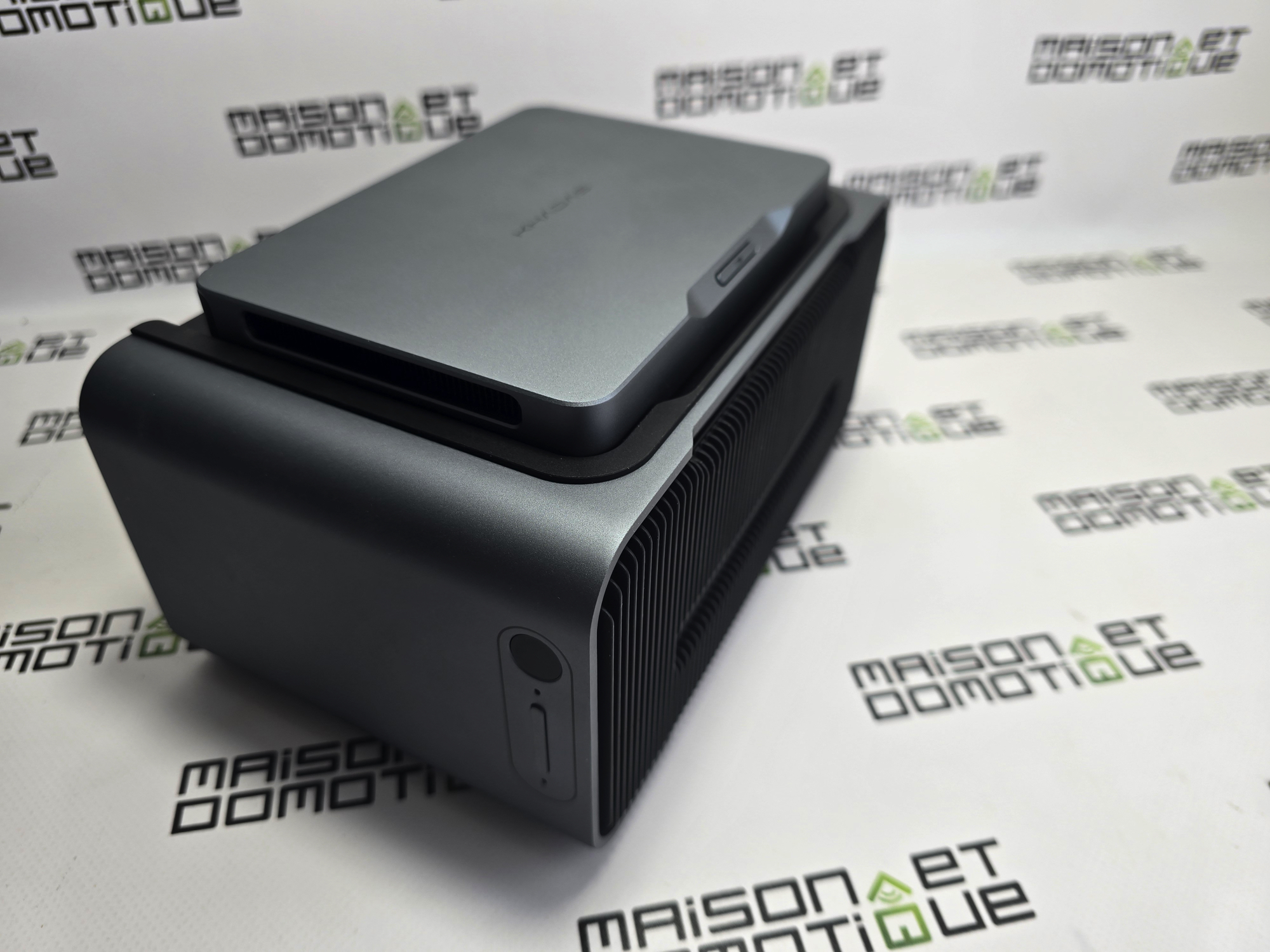 Test the Khadas Mind Graphics: the GPU station that turns your