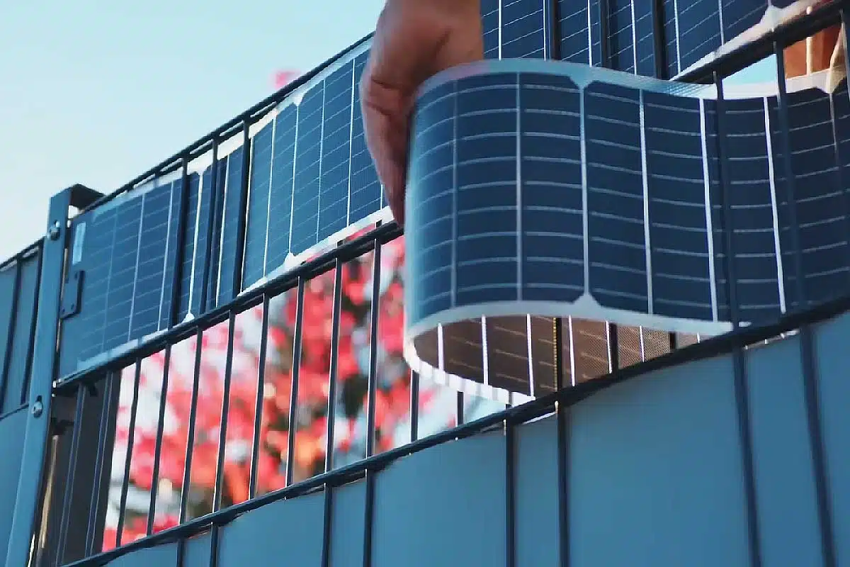 invention innovation cloture solaire sunbooster vertical 002 jpg