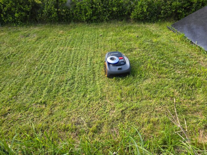 Libérez vos week-ends : gagnez le Navimow i105e, le robot qui bichonne votre pelouse #CONCOURS 3 20240508 180201 jpg compressed