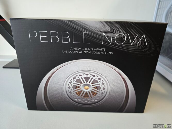 Test des Creative Pebble Nova : design cosmique et basses musclées pour votre setup 1 creative pebble nova 002