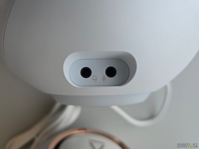 Test des Creative Pebble Nova : design cosmique et basses musclées pour votre setup 6 creative pebble nova 011