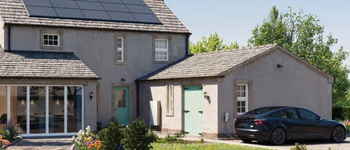 Tesla Powerwall : エネルギー貯蔵の革命がフランスの私たちの家にやってきました 1 powerwall charge on solar desktop