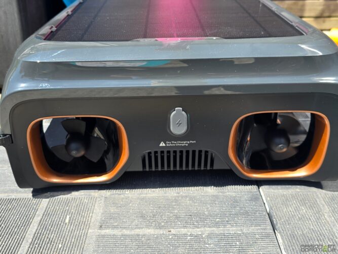 Test Aiper Surfer S2 : Skimmer solaire, entretien zéro prise de tête 14 test aiper surfer s2i 12