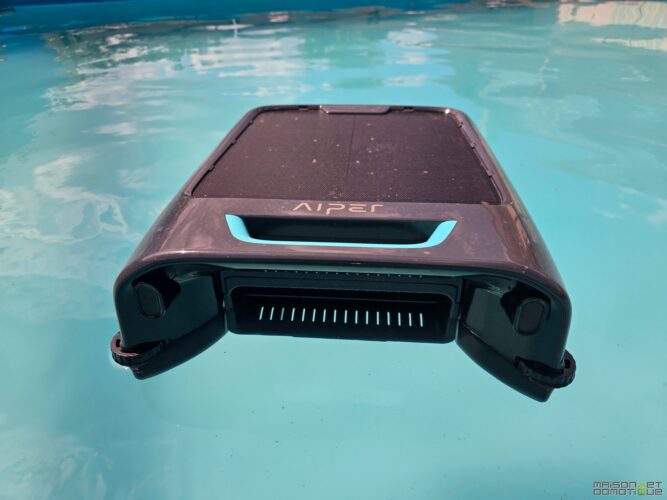 Test Aiper Surfer S2 : Skimmer solaire, entretien zéro prise de tête 10 test aiper surfer s2i 30