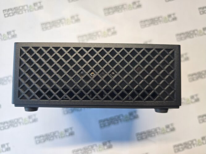 NiPoGi AM06 test mini pc 008