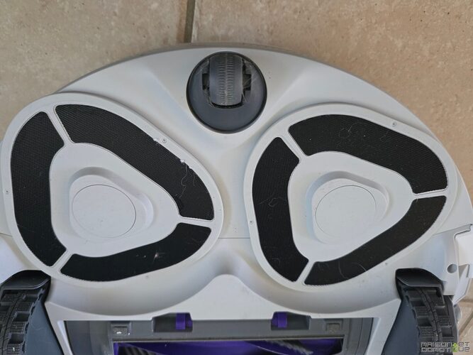 Plinthes, poils de chien, parquet brillant : on a testé le Narwal Freo Z Ultra 14 test narwal freo z ultra 035