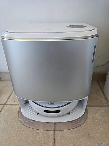 Plinthes, poils de chien, parquet brillant : on a testé le Narwal Freo Z Ultra 4 test narwal freo z ultra 041