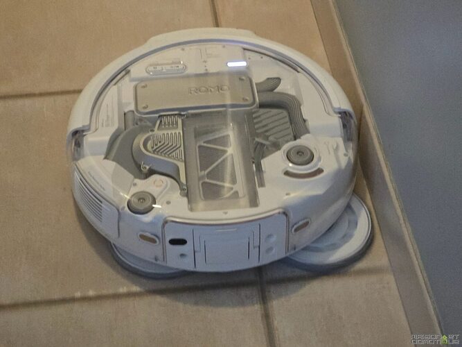 Robot aspirateur DJI Romo P : la marque de drones qui veut prendre le contrôle de ton salon 14 test dji romo p 006 1