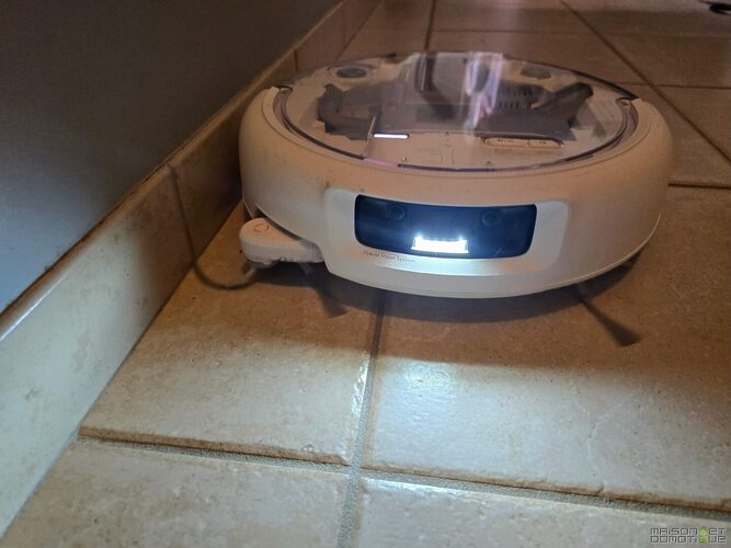 Robot aspirateur DJI Romo P : la marque de drones qui veut prendre le contrôle de ton salon 13 test dji romo p 010 1