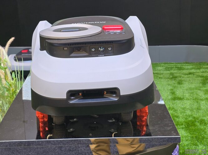 Navimow 2026 : X4, i2, H2, Terranox… des robots tondeuses sans câble pour toutes les pelouses 6 ces2026 navimow 0031