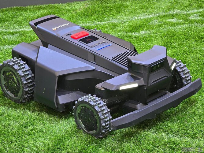 Navimow 2026 : X4, i2, H2, Terranox… des robots tondeuses sans câble pour toutes les pelouses 1 ces2026 navimow 0033