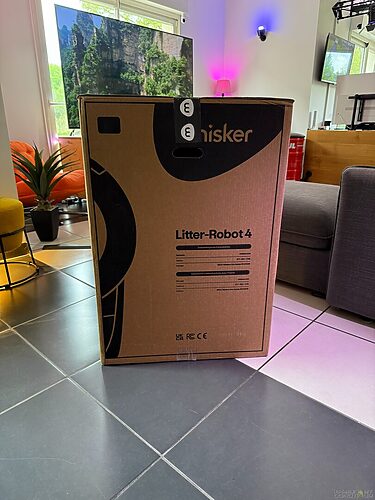 Litter Robot 4 : la litière connectée qui promet la tranquillité… mais votre chat sera-t-il d’accord ? 1 test litter robot 006