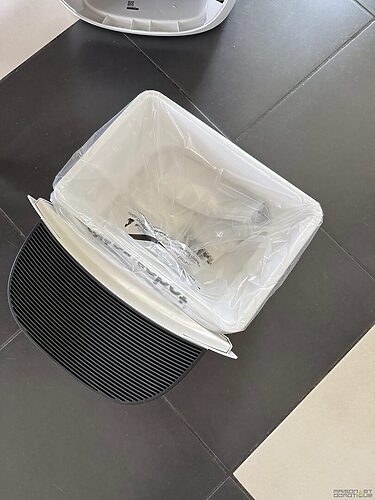 Litter Robot 4 : la litière connectée qui promet la tranquillité… mais votre chat sera-t-il d’accord ? 6 test litter robot 024