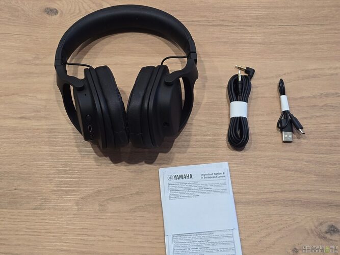 YAMAHA YH-L500A 箱・付属品付き Yamaha YH-L500A : 究極のホームシネマ体験を、家中を起こさずに楽しむ