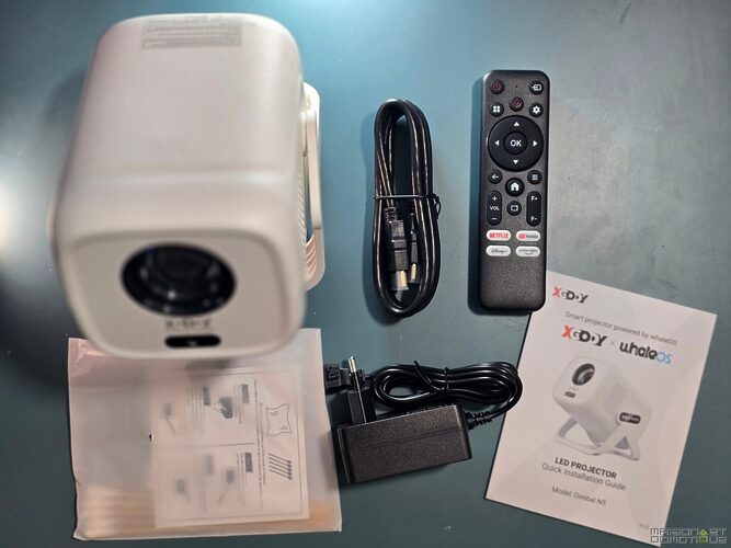 Netflix in your bed? This Xgody N5 projector at €100 does the job (and we're giving one away) 4 xgody x5 test 004