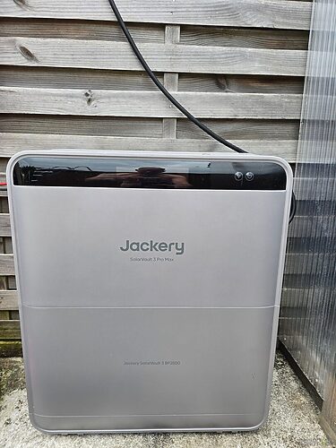 Test SolarVault 3 Pro Max : Jackery signe-t-il la batterie résidentielle plug & play la plus aboutie du marché ? 35 test jackery solarvault 3 pro max 034