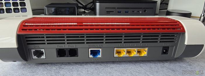 Test FRITZ!Box 7690 : Wi-Fi 7, 2,5 GbE et domotique dans un seul boîtier 3 test fritzbox 009