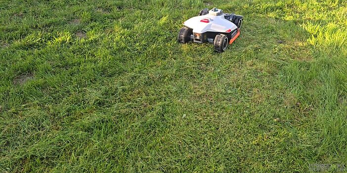 Test Luba 3 AWD : puissance, Lidar et 4 roues motrices pour une pelouse impeccable 32 test mammotion luba 3 awd s001