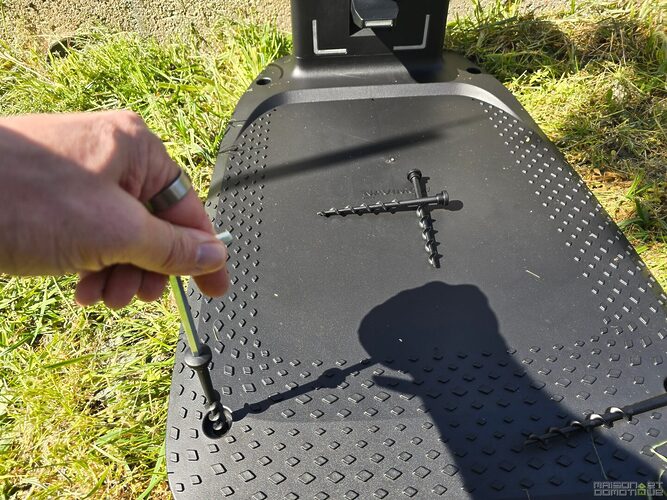 Test Navimow i2 AWD : le robot tondeuse sans fil qui corrige le gros défaut des petits modèles 12 test navimow i208 awd 023