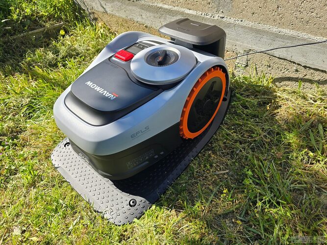 Test Navimow i2 AWD : le robot tondeuse sans fil qui corrige le gros défaut des petits modèles 25 test navimow i208 awd 029