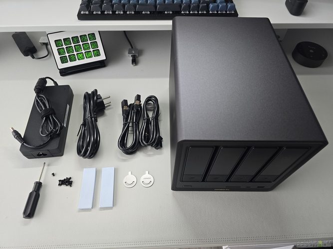 UGREEN NASync DXP4800 Pro : j'ai testé ce NAS 4 baies qui veut faire oublier les ténors du marché 2 test ugreen nas dxp4800 pro 003