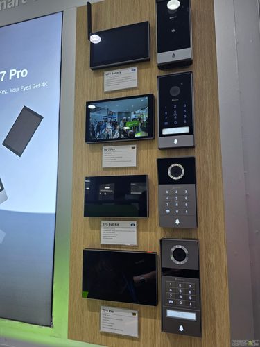 IFA 2026 : EZVIZ ne veut plus seulement surveiller votre maison, mais la rendre vraiment intelligente 9 ezviz ifa 2026 0011 375x500 1