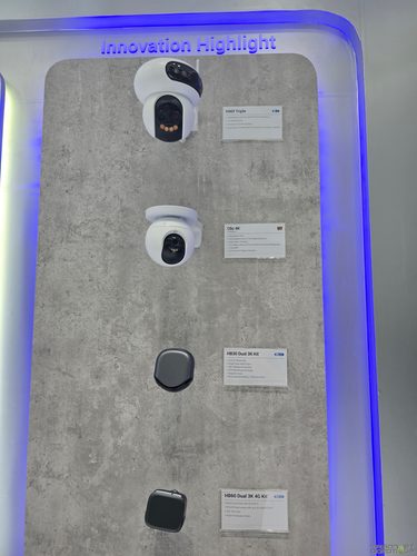 IFA 2026 : EZVIZ ne veut plus seulement surveiller votre maison, mais la rendre vraiment intelligente 5 ezviz ifa 2026 0031 375x500 1