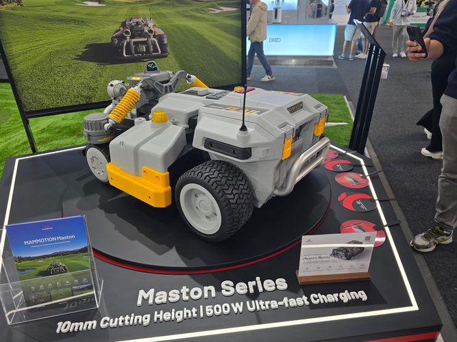 IFA 2026 : MAMMOTION LUBA 4 AWD veut enfin en finir avec le coupe-bordure 5 mammotion ifa 2026 002