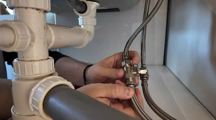 Test OVI II : eau filtrée, froide ou chaude, sans osmose inverse ni eau de rejet 6 install t ovi 2