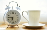 Exemple de routine matinale sur Jeedom en prévision de la rentrée : quand la domotique fait aussi le café (et le thé !)