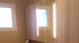 Rendre une armoire de toilette compatible Philips Hue