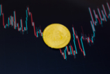 Comprendre la rareté programmée du Bitcoin : comment investir intelligemment en 2024 ?