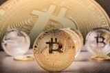 Miner des cryptomonnaies avec son smartphone ? C’est possible, et même très facile !