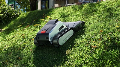 Lymow One Plus arrive en France : tonte cyclonique, chenilles de tank et IA embarquée pour ton jardin !