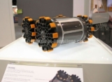 Un robot aspirateur capable de monter les escaliers…
