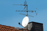 Choisir une antenne râteau ou une parabole ??