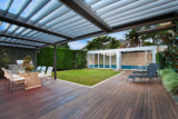 Pergola bioclimatique: pour profiter de sa terrasse en toute tranquillité…