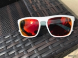 Protéger ses yeux en étant cool avec SunGod