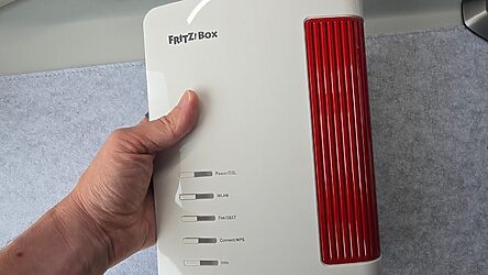 Test FRITZ!Box 7690 : Wi-Fi 7, 2,5 GbE et domotique dans un seul boîtier